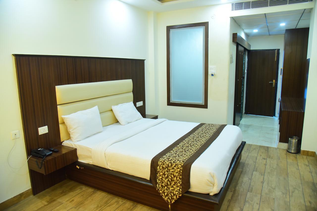 Hotel Castle View Roorkee Esterno foto
