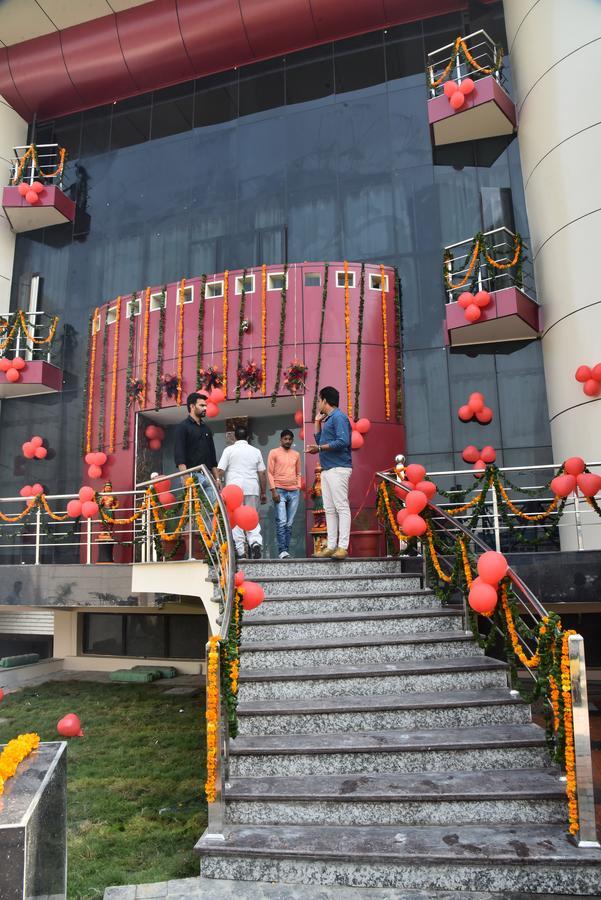 Hotel Castle View Roorkee Esterno foto
